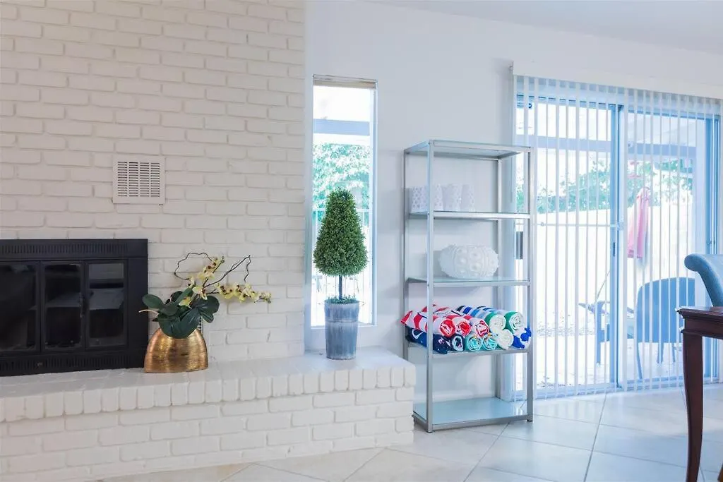 בית נופש הוילה פיניקס Quiet House With Pool Heater, Patio, Bbq, Citrus